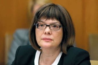 Maja Gojković prebačena na Infektivnu kliniku Maja Gojković prebačena na Infektivnu kliniku