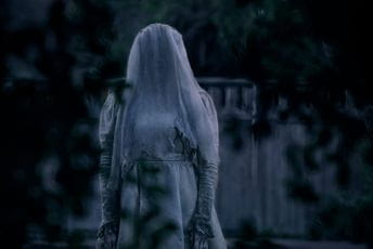 Ona se šunja u sjenci i čeka... „Prokletstvo ožalošćene žene“ Ona se šunja u sjenci i čeka... „Prokletstvo ožalošćene žene“