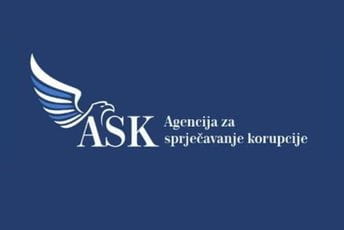 ASK pokrenula 37 postupaka zbog upotrebe javnih resursa u izbornoj kampanji u Herceg Novom ASK pokrenula 37 postupaka zbog upotrebe javnih resursa u izbornoj kampanji u Herceg Novom