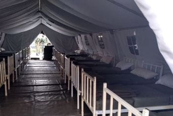 Vanredno stanje u devet opština, vojska montira poljsku bolnicu u Novom Pazaru Vanredno stanje u devet opština, vojska montira poljsku bolnicu u Novom Pazaru