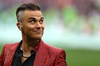 Robi Vilijams pozitivan na koronavirus Robi Vilijams pozitivan na koronavirus