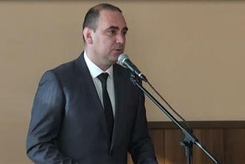 Nikolić: Namjera DPS-a nije da prebrojava, dijeli i pravi spiskove građana Nikolić: Namjera DPS-a nije da prebrojava, dijeli i pravi spiskove građana