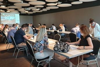 Održana rasprava o dva nova Zakona o podsticajnim mjerama za razvoj istraživanja i inovacija Održana rasprava o dva nova Zakona o podsticajnim mjerama za razvoj istraživanja i inovacija