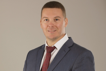 Adžić savjetnik Abazovića za unutrašnju politiku, bezbjednost i borbu protiv korupcije Adžić savjetnik Abazovića za unutrašnju politiku, bezbjednost i borbu protiv korupcije