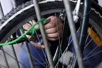 Podgorica: Rasvijetljeno pet krađa, uhapšene dvije osobe Podgorica: Rasvijetljeno pet krađa, uhapšene dvije osobe