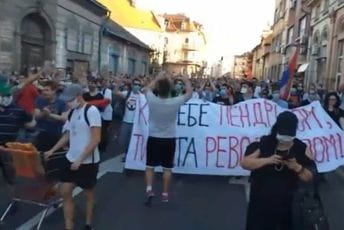 Počeli protesti u više gradova u Srbiji Počeli protesti u više gradova u Srbiji