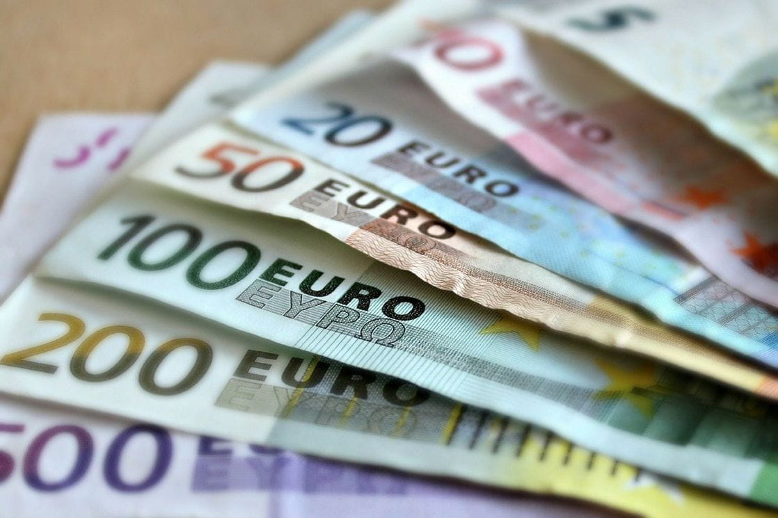 Podgorica: Dvojicu terete da su pljačkali kladionice