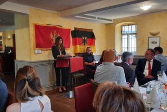 U Frankfurtu proslavljen Dan državnosti Crne Gore U Frankfurtu proslavljen Dan državnosti Crne Gore