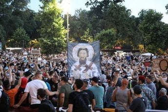 Protesti u više gradova u Srbiji Protesti u više gradova u Srbiji