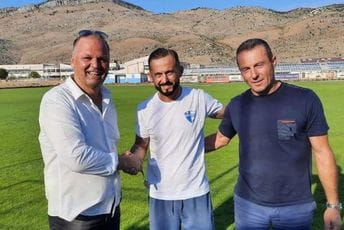 Mulalić i zvanično preuzeo Dečić Mulalić i zvanično preuzeo Dečić