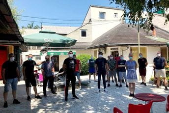 Beranski ugostitelji: Imamo isto pravo na rad kao što imaju u Podgorici i na primorju Beranski ugostitelji: Imamo isto pravo na rad kao što imaju u Podgorici i na primorju