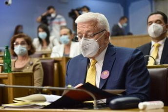 U postupku izrade Plana generalne regulacije biće sagledani i analizirani i detaljni urbanistički planovi „Budva – Centar“ i „Bečići“ U postupku izrade Plana generalne regulacije biće sagledani i analizirani i detaljni urbanistički planovi „Budva – Centar“ i „Bečići“