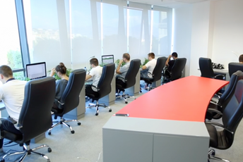 Mujović: Partnerstvo sa ICT CoreIT otvara radna mjesta za studente ETF-a Mujović: Partnerstvo sa ICT CoreIT otvara radna mjesta za studente ETF-a