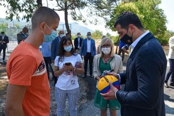 Rekonstruisan košarkaški teren u Barutani, uloženo 30.000 eura