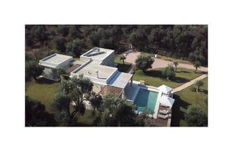 Ovo je luksuzna vila u kojoj su se krili Kožar i Hadžić (VIDEO, FOTO) Ovo je luksuzna vila u kojoj su se krili Kožar i Hadžić (VIDEO, FOTO)