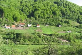 Sjećanje na pokolj u Velici: Mrtvu sestru Milijanu poljubio sam u kosu Sjećanje na pokolj u Velici: Mrtvu sestru Milijanu poljubio sam u kosu