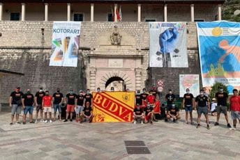 U Kotoru akcija čišćenja bedema i tvrđave San Đovani U Kotoru akcija čišćenja bedema i tvrđave San Đovani