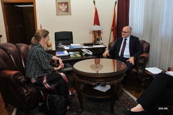 Darmanović-Kemp: Crna Gora i Ujedinjeno Kraljevstvo posvećeni zajedničkoj transatlantskoj budućnosti i jačanju tradicionalnog prijateljstva Darmanović-Kemp: Crna Gora i Ujedinjeno Kraljevstvo posvećeni zajedničkoj transatlantskoj budućnosti i jačanju tradicionalnog prijateljstva