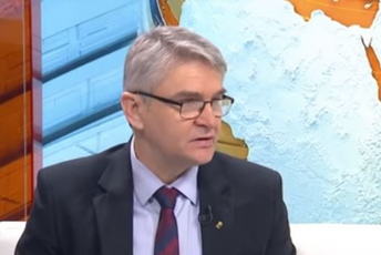 Preminuo ministar BiH koji je bio pozitivan na koronavirus Preminuo ministar BiH koji je bio pozitivan na koronavirus