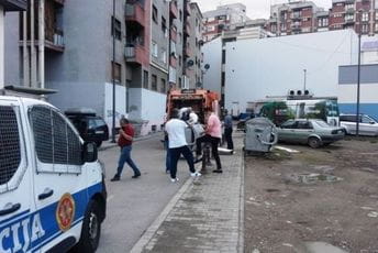 Još se čeka na obdukcioni nalaz bebe pronađene u kontejneru Još se čeka na obdukcioni nalaz bebe pronađene u kontejneru