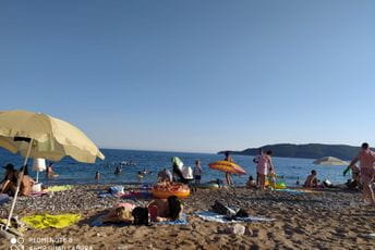 Vakcinacija spora, otvoriti kovid hotele Vakcinacija spora, otvoriti kovid hotele