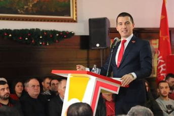 Demokrate Bešlinu: Dalje ruke od Crne Gore, strani plaćenici Demokrate Bešlinu: Dalje ruke od Crne Gore, strani plaćenici