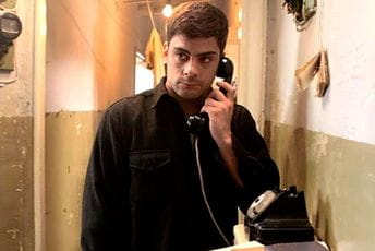 Morao sam da smršam zbog ove uloge, učim i da pjevam Morao sam da smršam zbog ove uloge, učim i da pjevam