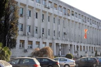 MVP: Ambasada u Moskvi ne opstruiše nabavku vakcina MVP: Ambasada u Moskvi ne opstruiše nabavku vakcina