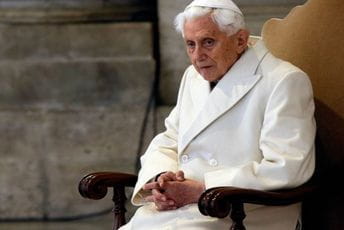 Tri kovčega i uništavanje prstena: Evo što se događa nakon smrti pape Tri kovčega i uništavanje prstena: Evo što se događa nakon smrti pape