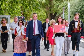 Pogledajte ko je na listi Hrvatske građanske inicijative Pogledajte ko je na listi Hrvatske građanske inicijative