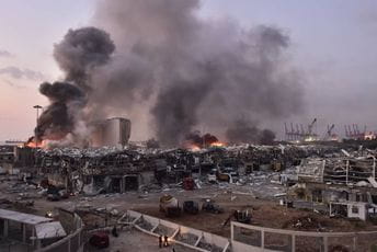 Zbog nesreće, proglašeno dvonedjeljno vanredno stanje u Libanu Zbog nesreće, proglašeno dvonedjeljno vanredno stanje u Libanu