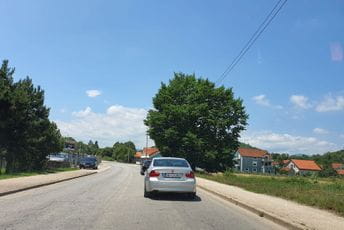 Oprez u saobraćaju, ima odrona Oprez u saobraćaju, ima odrona