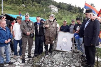 U Mojkovcu veličanje Mladića, u Skupštini "ne" zabrani fašizma i nacionalizma U Mojkovcu veličanje Mladića, u Skupštini "ne" zabrani fašizma i nacionalizma