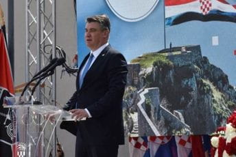 Milanović o porukama iz Srbije: To je naša stvar, žao mi je ako im nije po volji Milanović o porukama iz Srbije: To je naša stvar, žao mi je ako im nije po volji