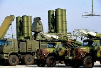 SAD upozoravaju Srbiju: Treba biti svjestan rizika kupovine oružja iz Kine SAD upozoravaju Srbiju: Treba biti svjestan rizika kupovine oružja iz Kine