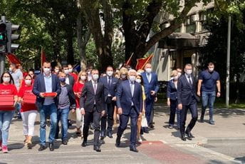 DPS za 15 dana skupio 358.872 eura, najviše dali Mašović, Ivanović i Novović DPS za 15 dana skupio 358.872 eura, najviše dali Mašović, Ivanović i Novović