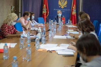 Od 15. avgusta besplatan Call centar za informacije o biračkom spisku Od 15. avgusta besplatan Call centar za informacije o biračkom spisku