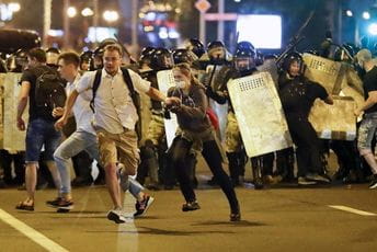 UN osuđuje nasilje u Bjelorusiji, stradao još jedan demonstrant UN osuđuje nasilje u Bjelorusiji, stradao još jedan demonstrant