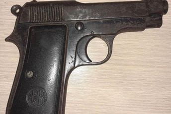 Kod Podgoričanina pronađen pištolj Kod Podgoričanina pronađen pištolj