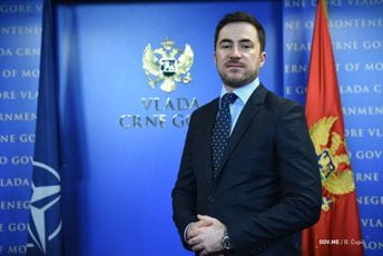 Bogdanović: Stvaraoci u kulturi podržani iznosom od blizu milion eura Bogdanović: Stvaraoci u kulturi podržani iznosom od blizu milion eura