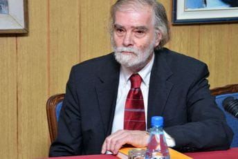 Maestro stiha i erudicije Maestro stiha i erudicije