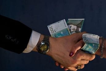 Koronavirusom zaraženo osam prostitutki u bordelu, klijenti ne žele da se jave Koronavirusom zaraženo osam prostitutki u bordelu, klijenti ne žele da se jave