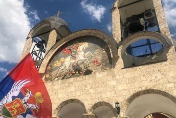 DN: Lobisti stižu, novac je već u manastirskim konacima? DN: Lobisti stižu, novac je već u manastirskim konacima?