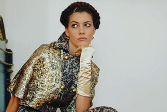 "Zlatovez" Anastazije Miranović na smotri mode u Kotoru "Zlatovez" Anastazije Miranović na smotri mode u Kotoru