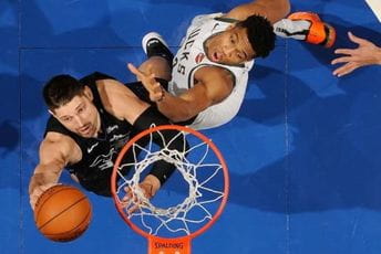 Plej-of senzacija: Vučević zgromio Milvoki Plej-of senzacija: Vučević zgromio Milvoki