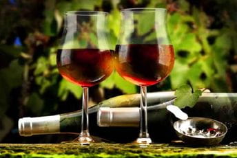 Izvoz vina smanjen za trećinu, a piva za 22 odsto Izvoz vina smanjen za trećinu, a piva za 22 odsto