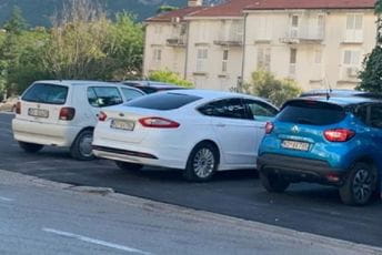 Završeno asfaltiranje ulice i parkinga u Dobroti Završeno asfaltiranje ulice i parkinga u Dobroti