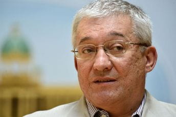 Ostojić: Scenario iz 2016. može da se ponovi samo kao farsa Ostojić: Scenario iz 2016. može da se ponovi samo kao farsa