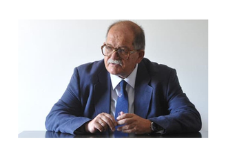 Krivudavi put od principa do realizacije Krivudavi put od principa do realizacije