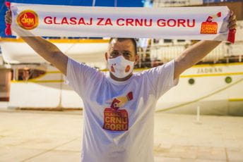 Crna Gora treba da se stidi svoje intelektualne elite Crna Gora treba da se stidi svoje intelektualne elite